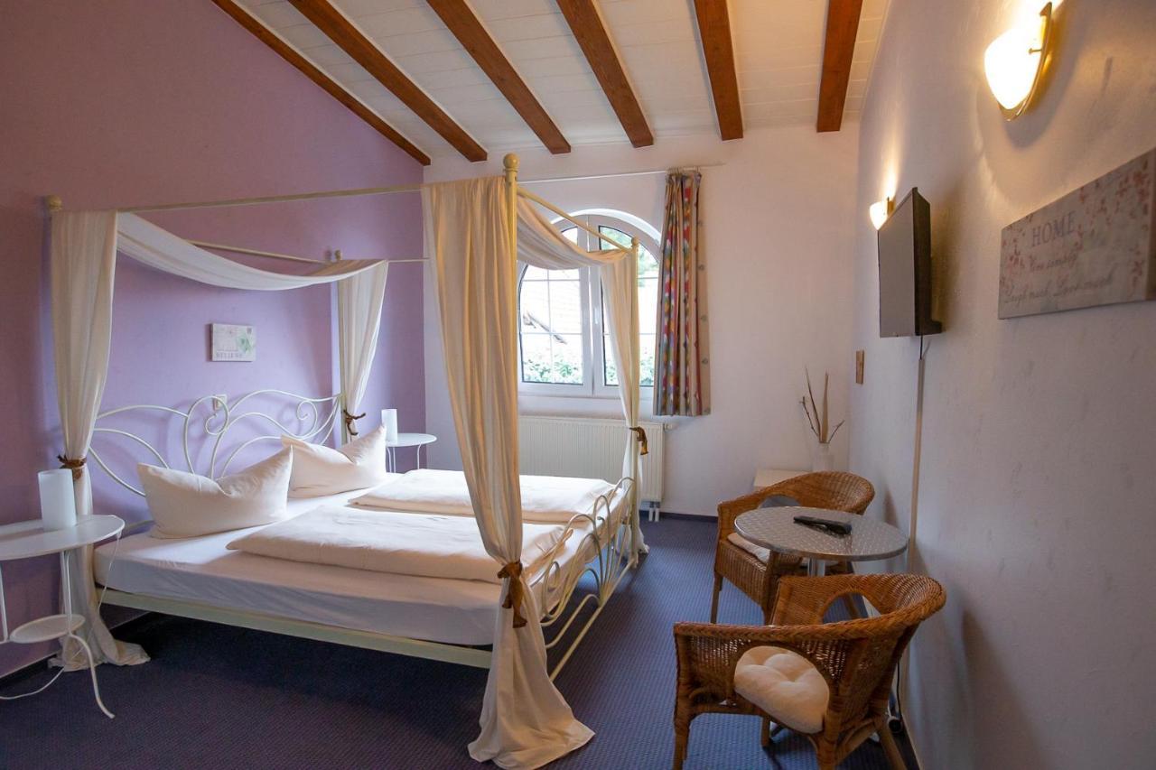 Hotel Schlosshof Dolgesheim Ngoại thất bức ảnh